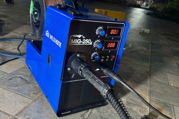 Máy hàn MIG 250A Weldhome – Thiết bị hàn mạnh mẽ, bền bỉ cho xưởng cơ khí